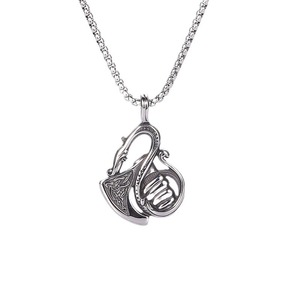 Yunnique – collier avec pendentif épée viking en acier inoxydable, avec chaîne, design asymétrique géométrique, pour hommes et femmes, bijoux à la mode - Product Image 5