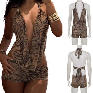 Ensemble deux pièces décontracté sexy à imprimé léopard pour femmes, haut court à bretelles et dos nu, short slim taille basse, tenue d'été - Product Image 1