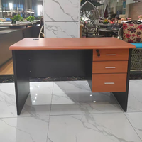 Table de bureau moderne en métal doré à vendre, fournisseur de mobilier de bureau de luxe, fournitures scolaires et de bureau emballées KD