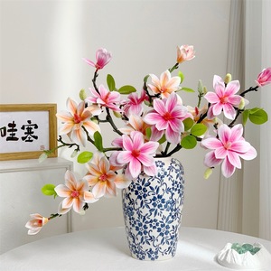 Flor Artificial de Magnolia Muyu Chronicles, Rama Individual Rosa de PVC, Decoración para el Hogar, Sala de Estar y Mesa - Product Image 1