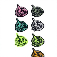 Écussons en caoutchouc PVC souple écologique personnalisés avec logo 3D en relief, couleur personnalisée, lavables, étiquettes à coudre, moulage par injection pour vêtements