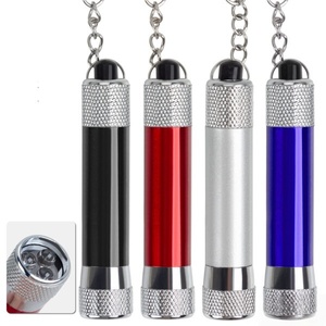 Mini lampe torche porte-clés personnalisée avec logo, 3 LED, en aluminium, avec gravure laser, pour cadeaux promotionnels en gros lors de salons professionnels - Product Image 1
