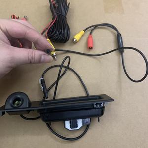 Cámara de Reversa BMW 51247463163 con Visión Nocturna para X4 X5 X6 Serie 2 3 5, Interruptor en el Portón Trasero - Product Image 3