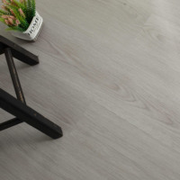 12mm Technisches Holz WPC PVC Vinyl-Bodenbelag Dielen Schlicht Umweltfreundlich Wasserdicht Hotel Schule Innenbereich