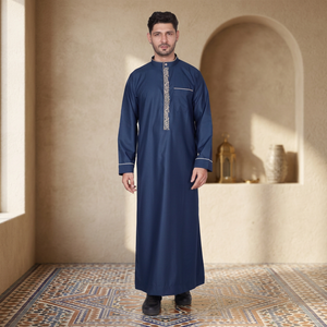 Túnica Árabe Premium Azul Marino para Hombre con Panel Frontal Bordado, Cuello Alto y Manga Larga, para Uso en Arabia Saudita, Emiratos Árabes Unidos y el Golfo - Product Image 1