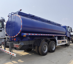 Nouveau Camion-citerne à carburant SINOTRUK HOWO <span class=keywords><strong>NX</strong></span> 6X4 380HP 15000L avec moteur diesel, en promotion pour 2026 - Product Image 5