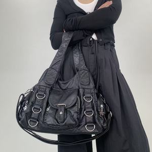 Bolso <span class=keywords><strong>de</strong></span> Hombro Estilo Motociclista Y2K para Mujer, Gran Capacidad, con Remaches, Estilo Urbano - Product Image 3