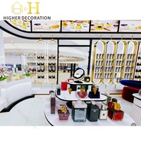 Meubles de boutique de parfums de luxe légers, vitrine à parfums, étagère de présentation en verre trempé, armoire de présentation de parfums