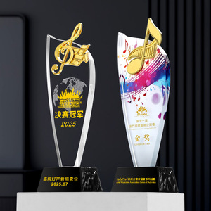ถ้วยรางวัลรูปโน้ตดนตรีคริสตัลพร้อมไมโครโฟนสีทอง แกะสลักด้วยเลเซอร์ พิมพ์ดิจิทัล ทนทาน เหมาะสำหรับการแข่งขันร้องเพลงและเปียโน - Product Image 2