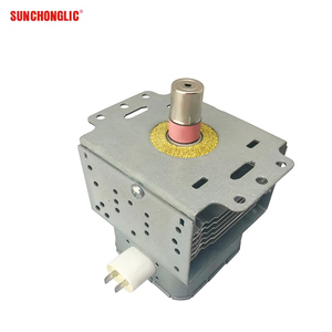 Sunchonglic <span class=keywords><strong>Four</strong></span> à <span class=keywords><strong>micro</strong></span>-ondes magnétron de haute qualité 900W <span class=keywords><strong>Four</strong></span> à <span class=keywords><strong>micro</strong></span>-ondes magnétron 6 feuilles 6 trous à bas prix - Product Image 2