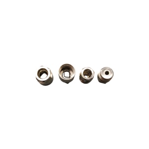 Repuestos de Alta Calidad para Camiones, Conector de Repuesto para Manguera de Inclinación de Cabina 85110482 para Camión Volvo - Product Image 4