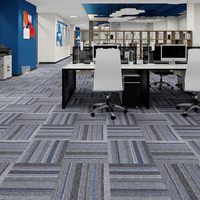 Dalles de moquette commerciales carrées en polypropylène, asphalte, PVC, PE, avec support non tissé, dalles de moquette modulaires pour bureaux
