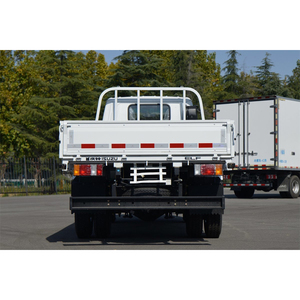 Camion léger Isuzu 100P 4x2, 2-4 tonnes, simple cabine, neuf, diesel, manuel, avec caméra de recul, pièces détachées pour camions de fret à vendre - Product Image 5