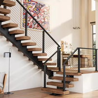 Escalier intérieur moderne en bois sur mesure, à poutre droite, cantilever avec garde-corps à câbles, marches en bois pour intérieur