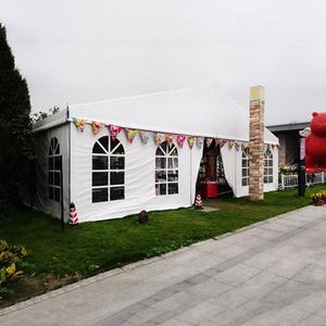 Tente de réception géante pour mariage en plein air, structure en aluminium de 2500 m² avec tissu en PVC - Product Image 1