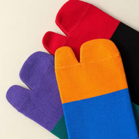 Chaussettes Tabi Mi-Mollet Color Block pour Hommes et Femmes – Tendance, Élégantes, Décontractées, Streetwear, Polyvalentes, Colorées, Haute Qualité