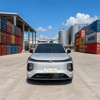 Yüksek Kaliteli 2025 Changan NEVO Q07 215KM Flagship PLUS 1.5T E-CVT Şarj Edilebilir Hibrit Otomatik İkinci El Araba Sunrooflu Elektrikli Araba