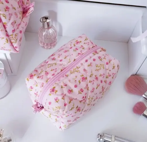 Customized Floral Design Organic Cotton Soft Make up Bag Quilted Flower Style Cosmetic Pouch
