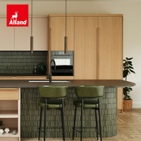 Meubles de cuisine minimalistes Japandi sur mesure en chêne, îlot de cuisine incurvé, étagères ouvertes, meubles de cuisine intégrés sur mesure avec appareils électroménagers
