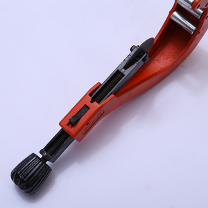 Coupe-tube en plastique/machine à couper les tubes avec lame remplaçable pour tuyaux PE/PPR/PVC de 110 à 200 mm - Product Image 2