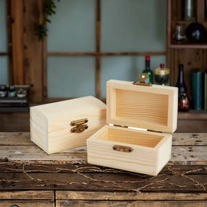 صندوق خشبي غير مكتمل الصنع للزينة، صندوق من خشب الصنوبر مع غطاء مفصلي ومشبك قفل، صندوق خشبي مصنوع يدويًا للديكور - Product Image 1