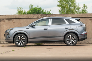 BYD Sea Lion 06 Veicolo Elettrico Ibrido Plug-in di Medie Dimensioni 2025, Autonomia CLTC 605km, Versione Doppia con Batteria al Litio DM-i - Product Image 2