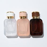 Flacon pulvérisateur de parfum en verre carré vide de 30 ml, 50 ml, 100 ml, avec couvercle tressé en cuir PU, vente en gros