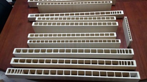 Nhà Máy bán hàng trực tiếp bọt <span class=keywords><strong>PVC</strong></span> <span class=keywords><strong>WPC</strong></span> Bảng điều chỉnh dòng trang trí Nhựa đùn khuôn huangshi Thành phố/khuôn nhựa - Product Image 4