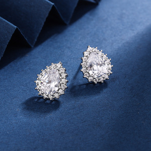 Live Hot Sale Shining 5 karat Moissanite Diamond Pendant Drop Pendant Sweet Elegant Collarbone <b>Necklace</b> - Product Image 4