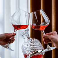 Logo personnalisé Verre à gobelet Mini verre en cristal de luxe Coupe à vin durable à longue tige Verre à vin rouge