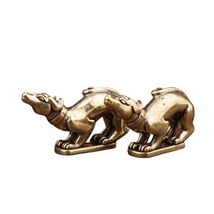 Figurine de chien en laiton contemplant la lune, sculpture animale de style chinois, ornement de table, décoration de la maison - Product Image 5