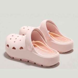 Sandalias de jardín de EVA azul claro de verano <span class=keywords><strong>con</strong></span> plataforma gruesa, ventiladas, de punta cerrada, <span class=keywords><strong>con</strong></span> correa en el talón, transpirables y antideslizantes - Product Image 4