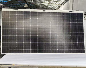 Paneles Solares Flexibles de 520W Sunman SMF520F-12X12UW, Módulo Fotovoltaico Monocristalino para Sistema Solar Ultraligero - Product Image 2