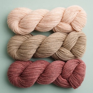 Filati di loto all'ingrosso 100% Cashmere 4ply 182m/55g di <span class=keywords><strong>filato</strong></span> colorato per maglieria a mano per maglione scialle - Product Image 6