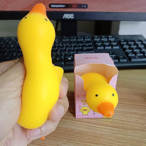 ของเล่นบีบเป็ดเหลืองน่ารัก ขายดี ของเล่นบีบ TPR นุ่มๆ ของเล่นบีบคลายเครียดสำหรับเด็ก ของขวัญ - Product Image 4