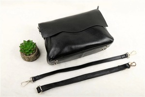 Sac à bandoulière à rabat pour femme, sac à bandoulière en cuir véritable tendance pour femme, sac messager en cuir - Product Image 5