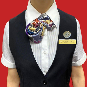 Lencana Pin Baja Anti Karat Berlapis Emas 24K Merek JINFUJIA Kustom, Berhiaskan Berlian Imitasi, Desain Terukir 3D, Ukuran dan Bentuk Dapat Disesuaikan - Product Image 6