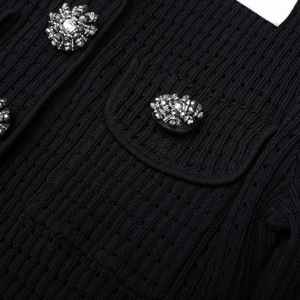 Robe courte en tricot crochet de luxe pour femmes avec boutons en strass et col <span class=keywords><strong>Peter</strong></span> Pan contrastant - Product Image 6