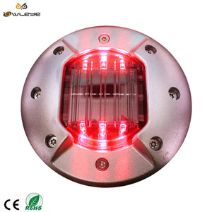 Borne de signalisation routière solaire semi-encastrée en aluminium et plastique, réflecteur prismatique haute intensité, protection IP68, modes de clignotement multiples pour - Product Image 1