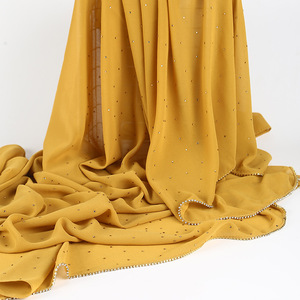 Sciarpa da donna lunga primavera ed estate all'ingrosso moda Malaysia Indonesia perla in Chiffon monocromatico <span class=keywords><strong>scialle</strong></span> con diamanti - Product Image 6