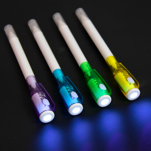 Bolígrafo UV de doble punta OEM y bolígrafo normal con linterna UV en la parte superior, marcador textil mágico para mensajes <span class=keywords><strong>secretos</strong></span>, tinta que desaparece en tela - Product Image 1
