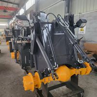 Chargeuse-pelleteuse diesel personnalisable avec transmission hydraulique, roulement haute performance, grappin, tarière, fourche et outils auxiliaires en option