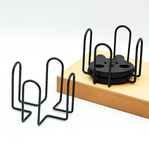 Decorazione della mensola in <span class=keywords><strong>ferro</strong></span> <span class=keywords><strong>battuto</strong></span> per la casa da 4 a 8 sottobicchieri da 4 pollici in metallo nero quadrato o rotondo - Product Image 5