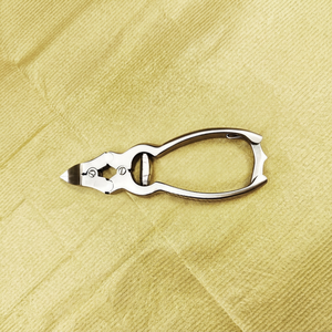 Cortaúñas Profesional de Acero Inoxidable, 12.5 MM, Hoja Plana, Punta Afilada, Herramienta de Manicura Duradera para Uñas Gruesas, Uso Adulto - Product Image 1