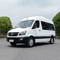 Minibus diesel 15 places pour navette urbaine et service de transfert aéroportuaire avec option conduite à droite