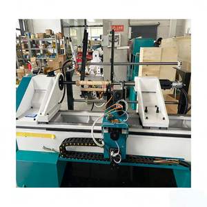 Nuevo Torno CNC para Madera Yodreams 1530 con Alimentación Automática, Fácil de Operar, para Tornear y Tallar Patas de Mesa, Piscinas y Barandillas de Escaleras - Product Image 2