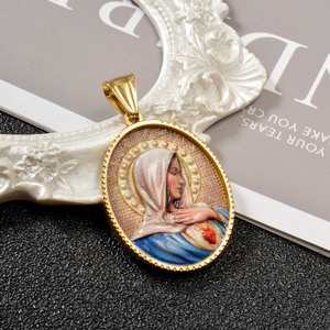 Collares al por mayor con colgante de acero inoxidable de la Virgen María y Sagrado Corazón, chapados en oro de 18k. - Product Image 5