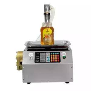 Machine de remplissage automatique à pesée de précision pour huile de cuisson, pâte de sésame et sauce soja CSY-L15 - Product Image 2