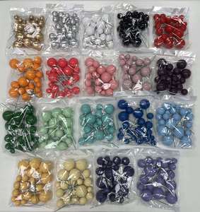 Paquete de 20 Bolas Decorativas de Diferentes Tamaños (2, 2.5, 3, 4 cm) en Dorado, Plateado, Rosa y Azul para Decoración de Pasteles de Cumpleaños - Product Image 2