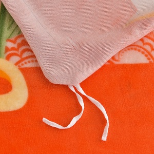 Housse de couette respirante drap de lit doux/jupe de lit taies d'<span class=keywords><strong>oreiller</strong></span> pour usage familial reine taille bulle <span class=keywords><strong>flanelle</strong></span> 4 pièces ensemble de literie - Product Image 6